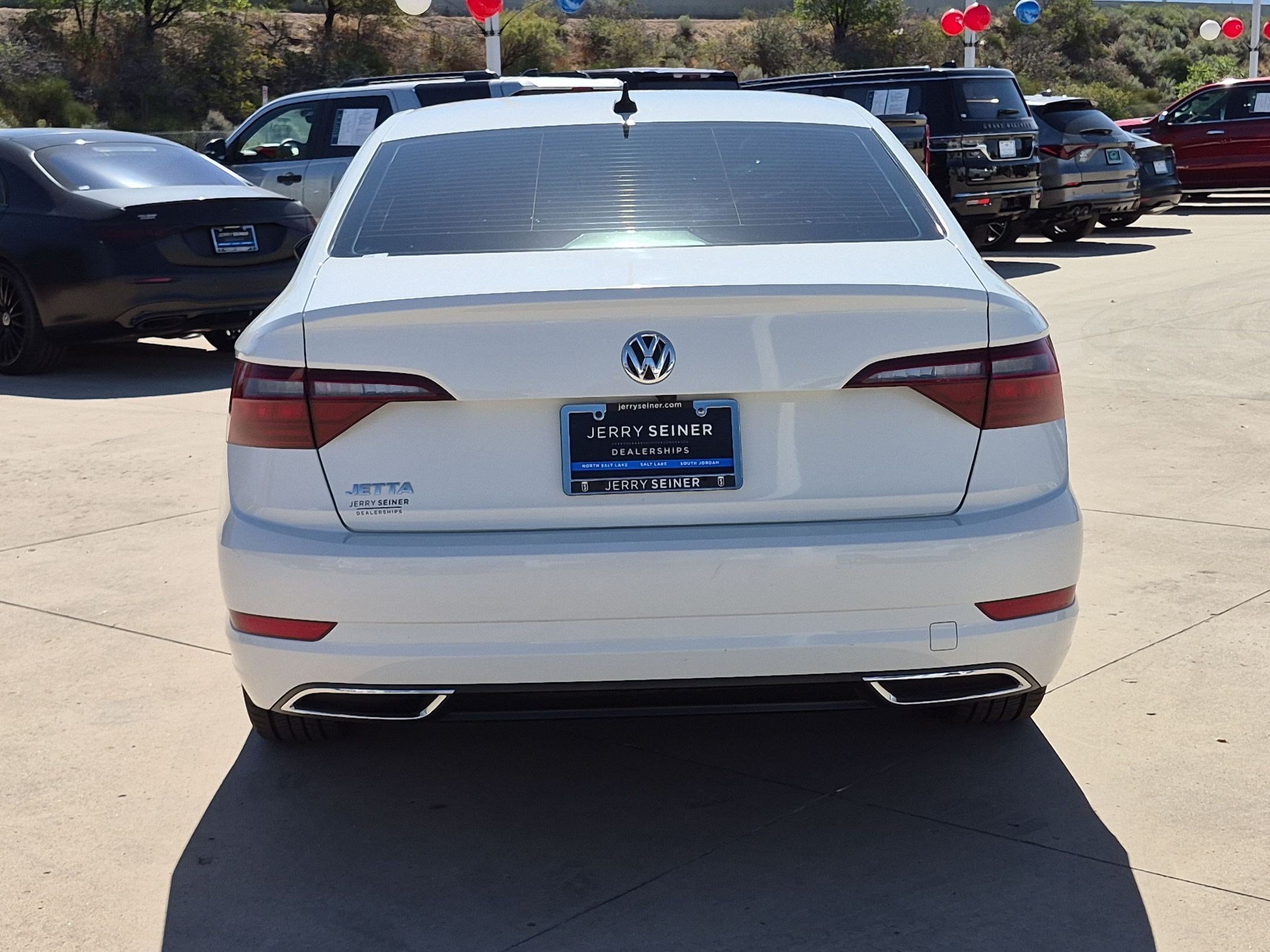 Used 2020 Pure White Volkswagen R-Line image 4