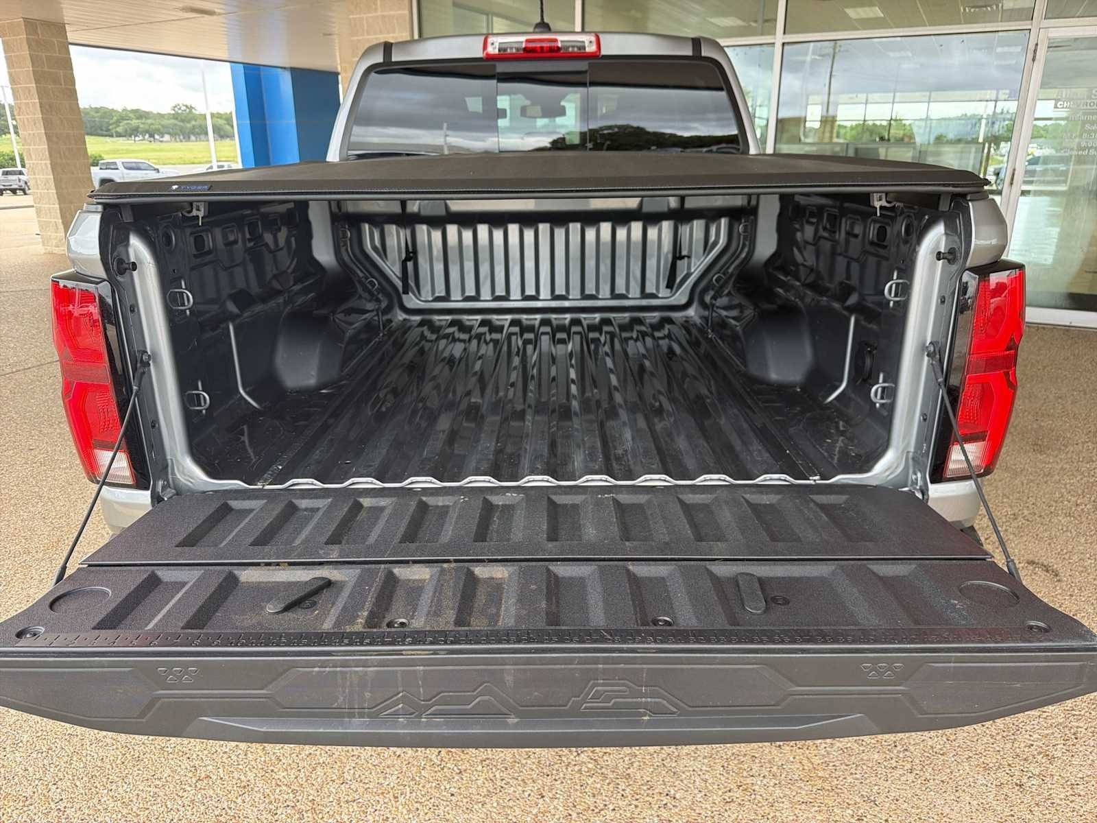 Used 2026 Sterling Gray Metallic Chevrolet Z71 image 26
