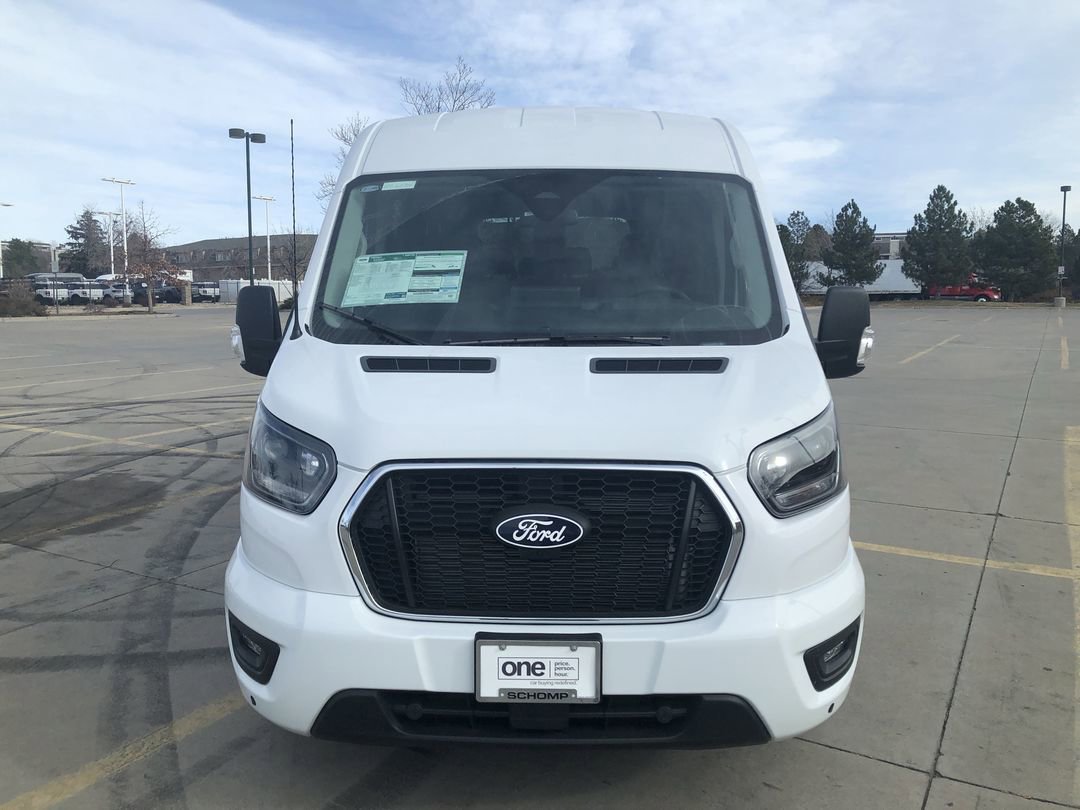 New 2026 Oxford White Ford XLT image 30