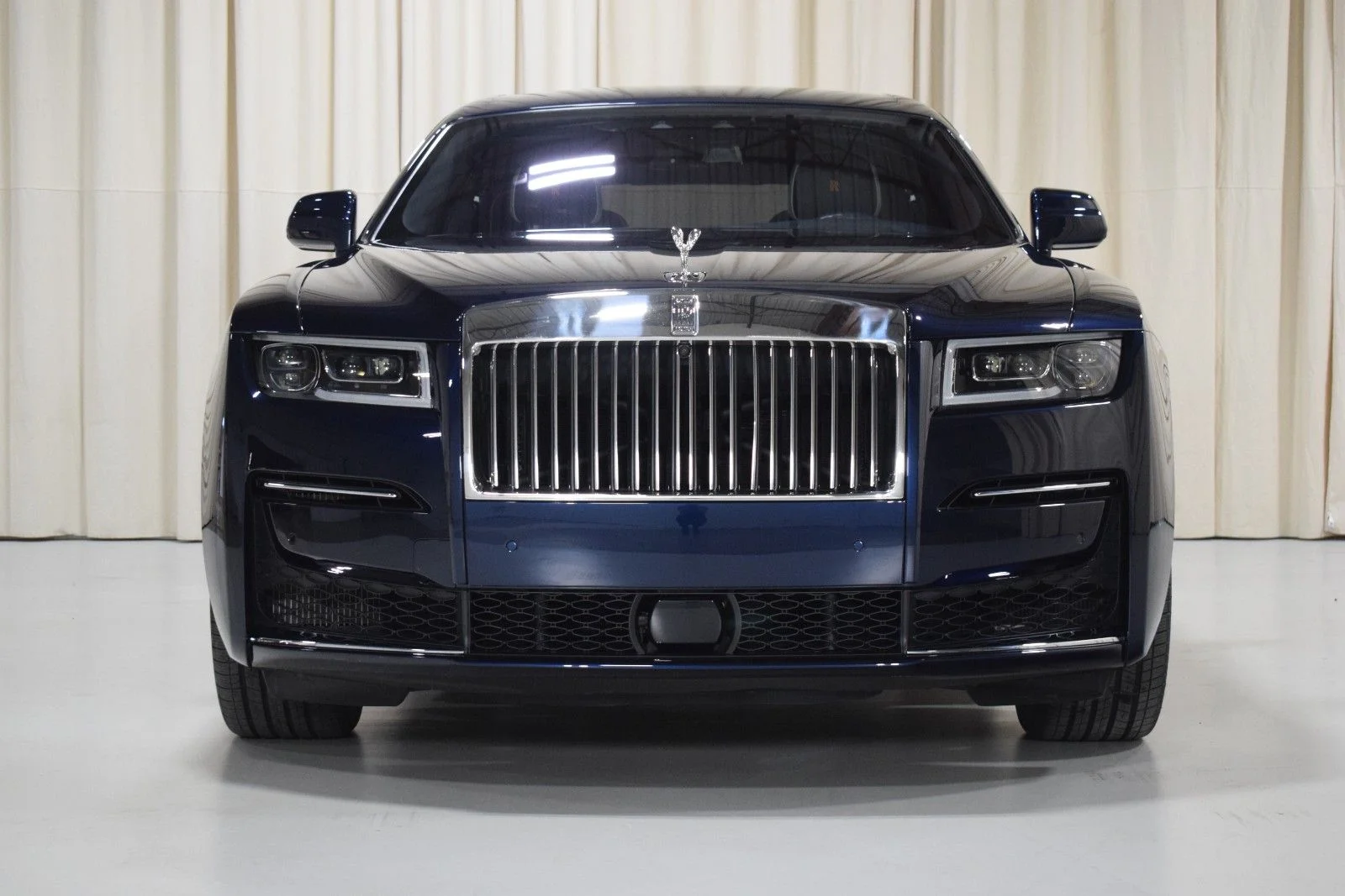 Used 2021 Blue Rolls-Royce  image 10