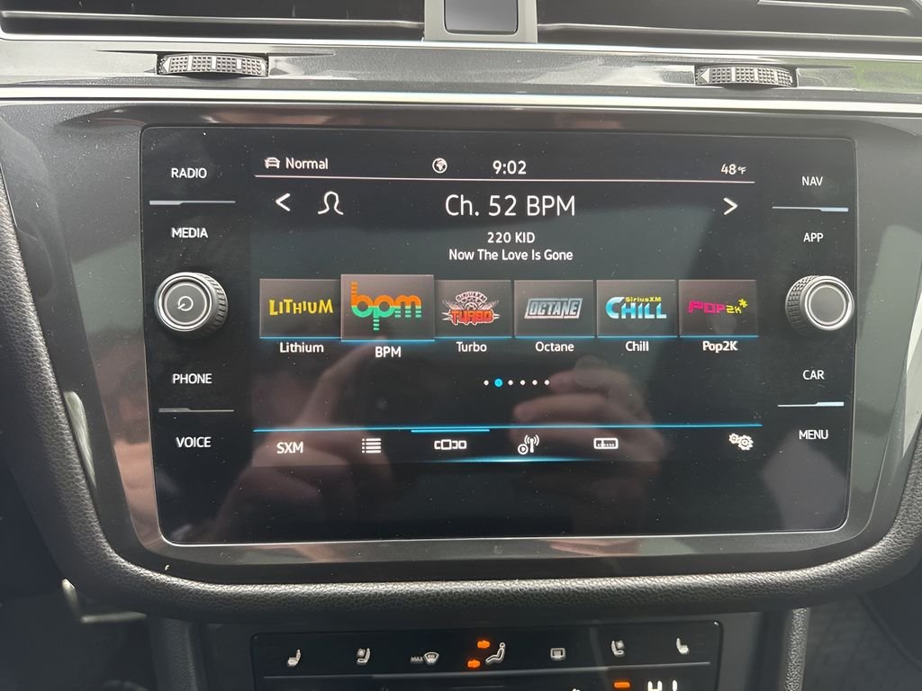 2023 Volkswagen Tiguan SEL R-LINE - Photo 15