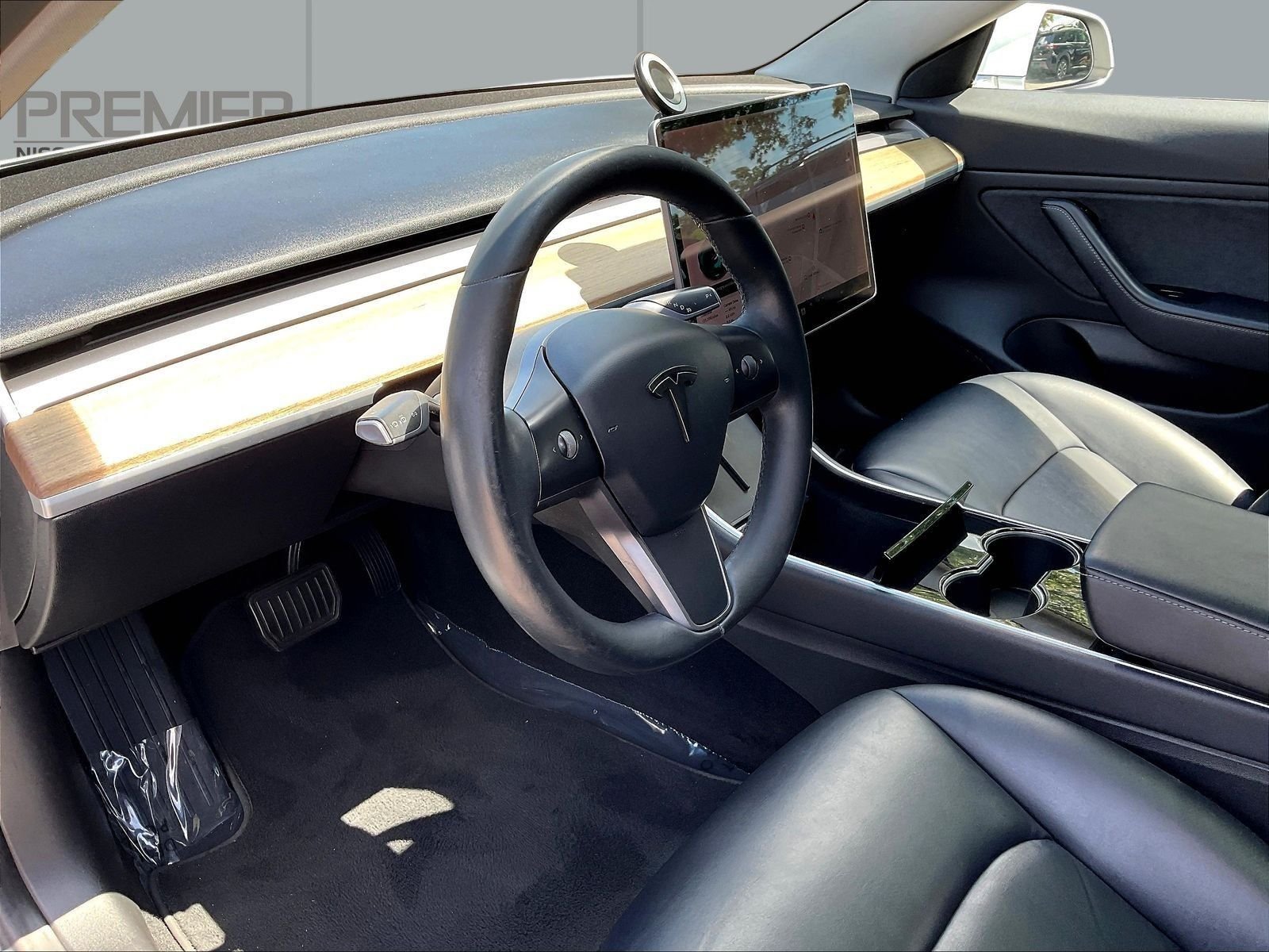 Used 2018 White Tesla Long Range image 18