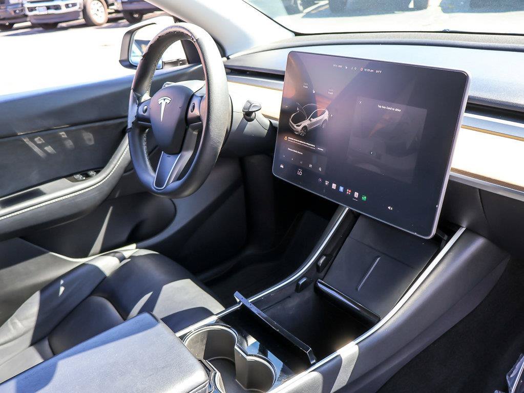 Used 2021 White TESLA Long Range image 39