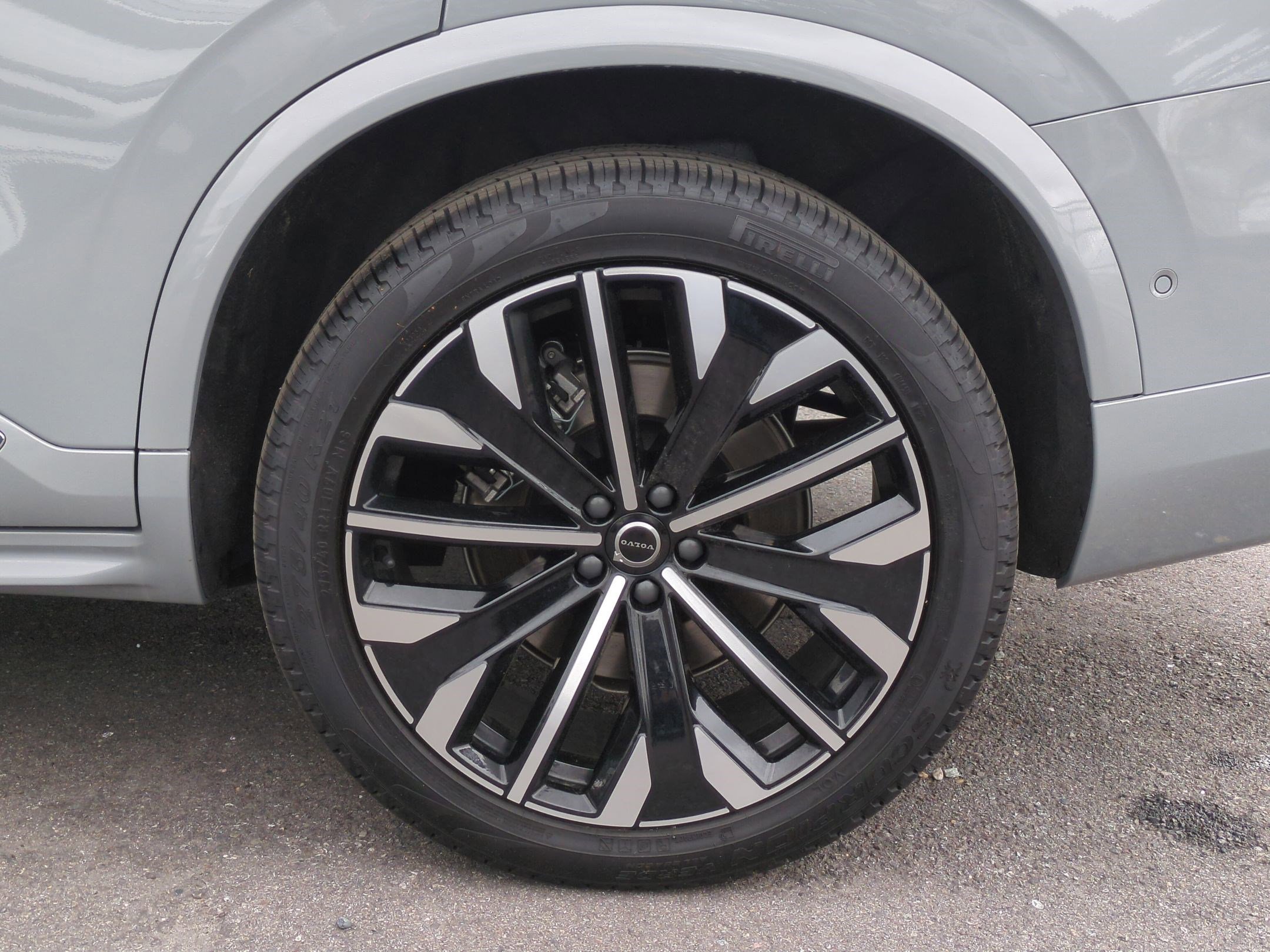 New 2026 Vapour Grey Volvo Plus image 16