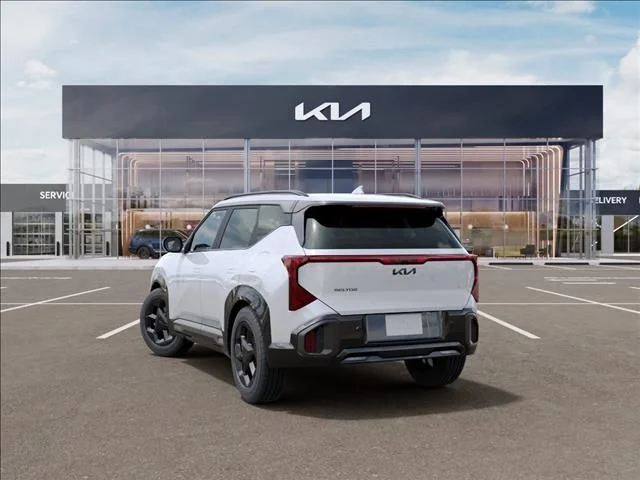 New 2027 Snow White Pearl Kia X-Line S image 4