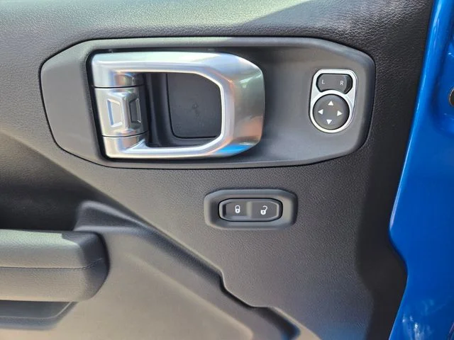 New 2026 Hydro Blue Pearl-Coat Exterior Paint Jeep Sport S image 20
