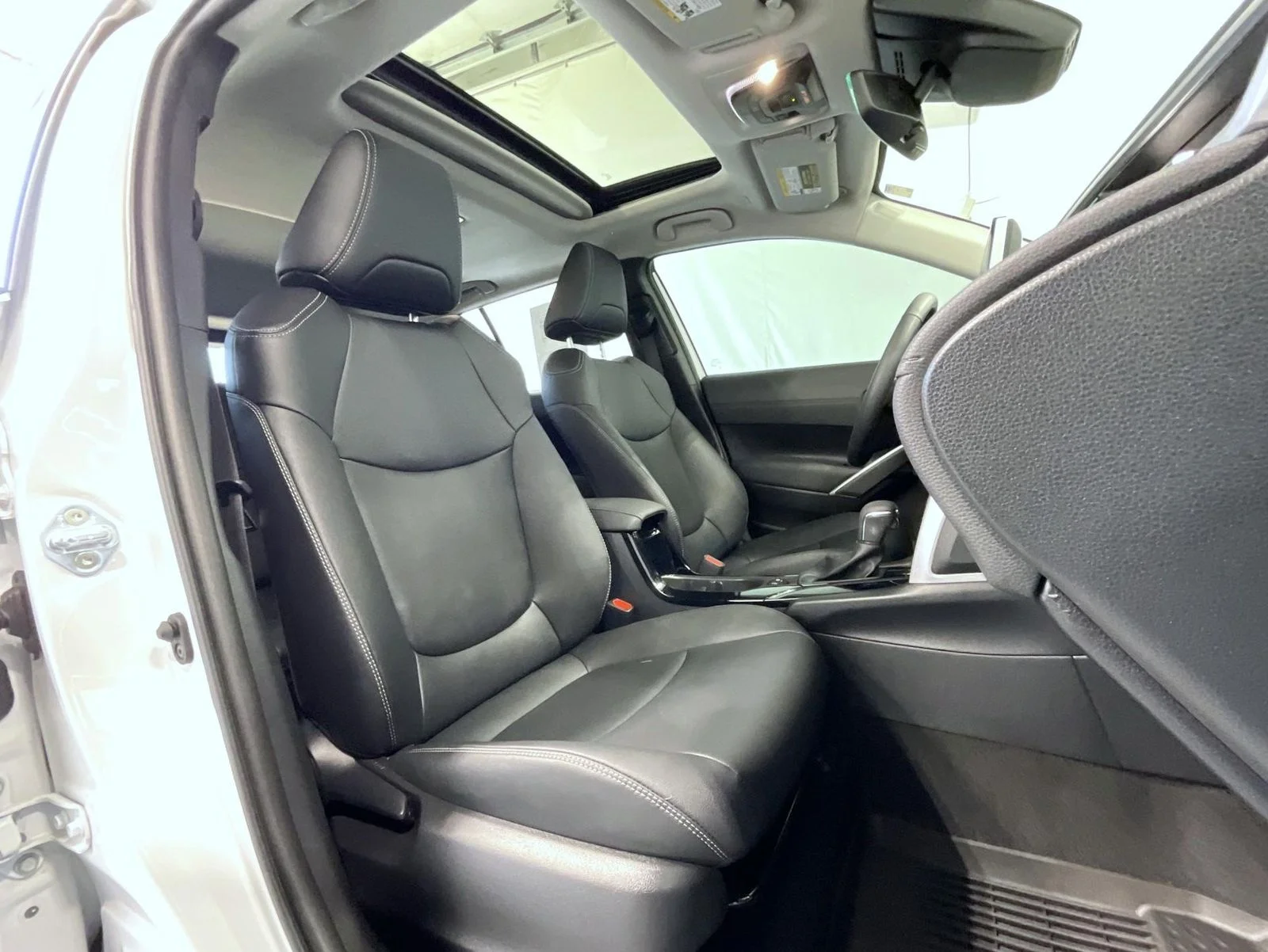 Used 2024 Beige Toyota XLE image 16