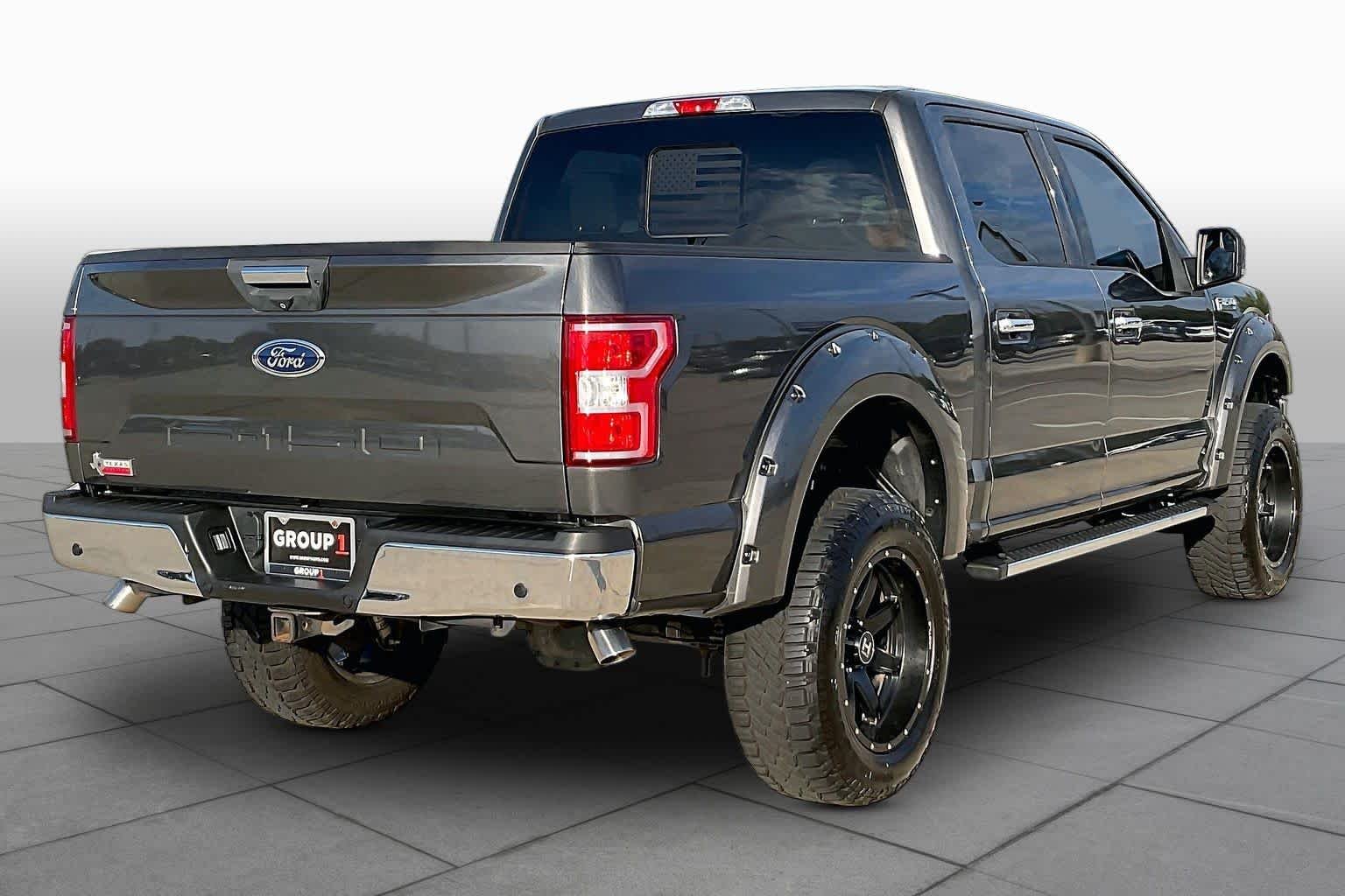 Used 2018 Magnetic Metallic Ford XLT image 13