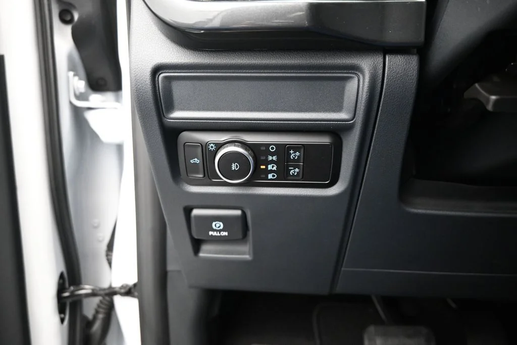 New 2026 Oxford White Ford STX image 11