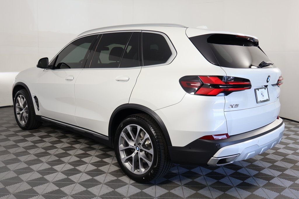 Certified Used 2024 White Metallic BMW xDrive40i image 6
