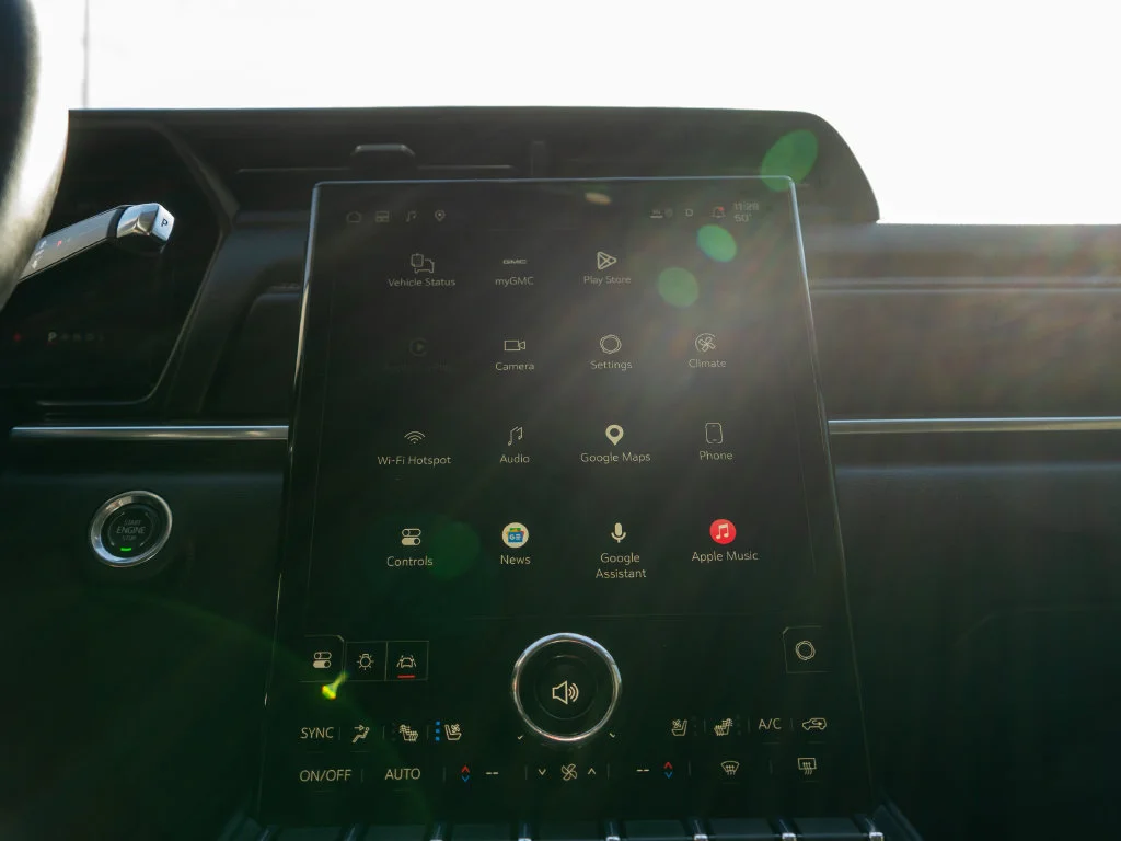 2026 GMC Terrain Denali - Photo 25
