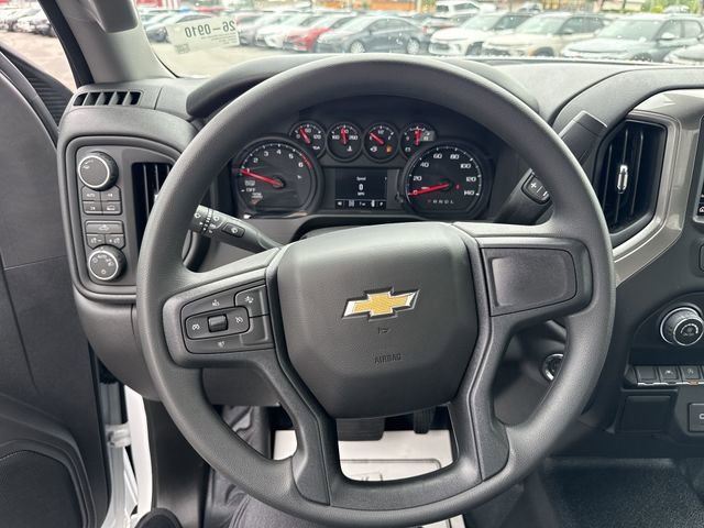 New 2026 Summit White Chevrolet WT image 25