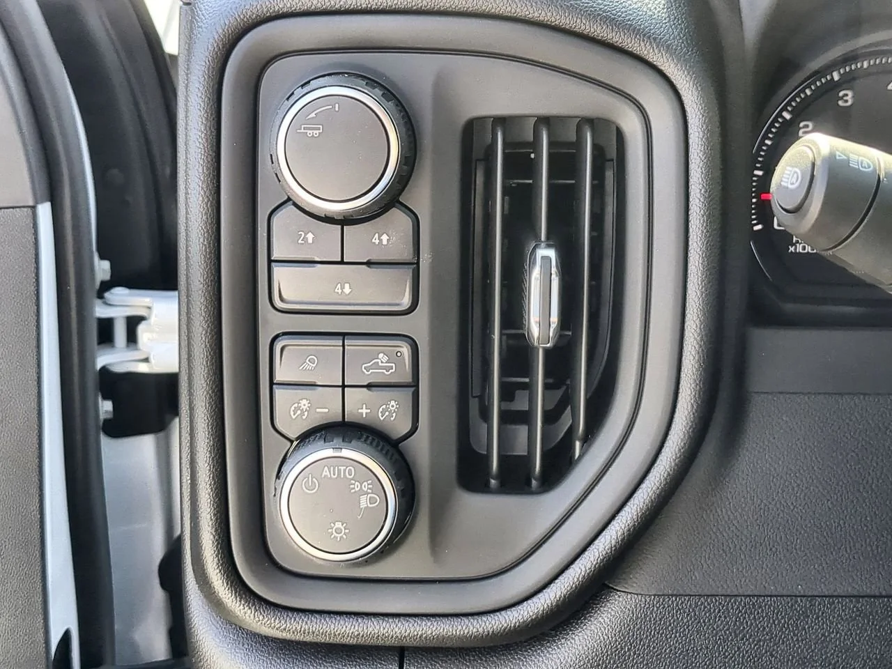 2025 Chevrolet Silverado 3500 HD Work Truck - Photo 17