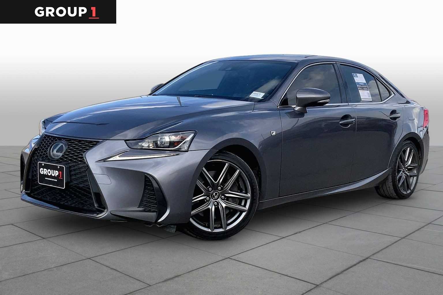 2017 Lexus IS 350 200t's photo