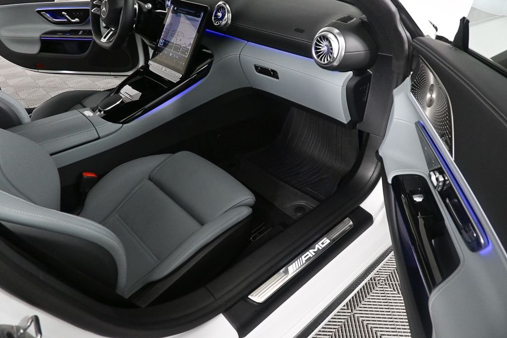 Certified Used 2025  Mercedes-Benz Base image 19