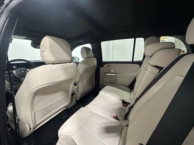 New 2026  Mercedes-Benz GLB 250 image 13