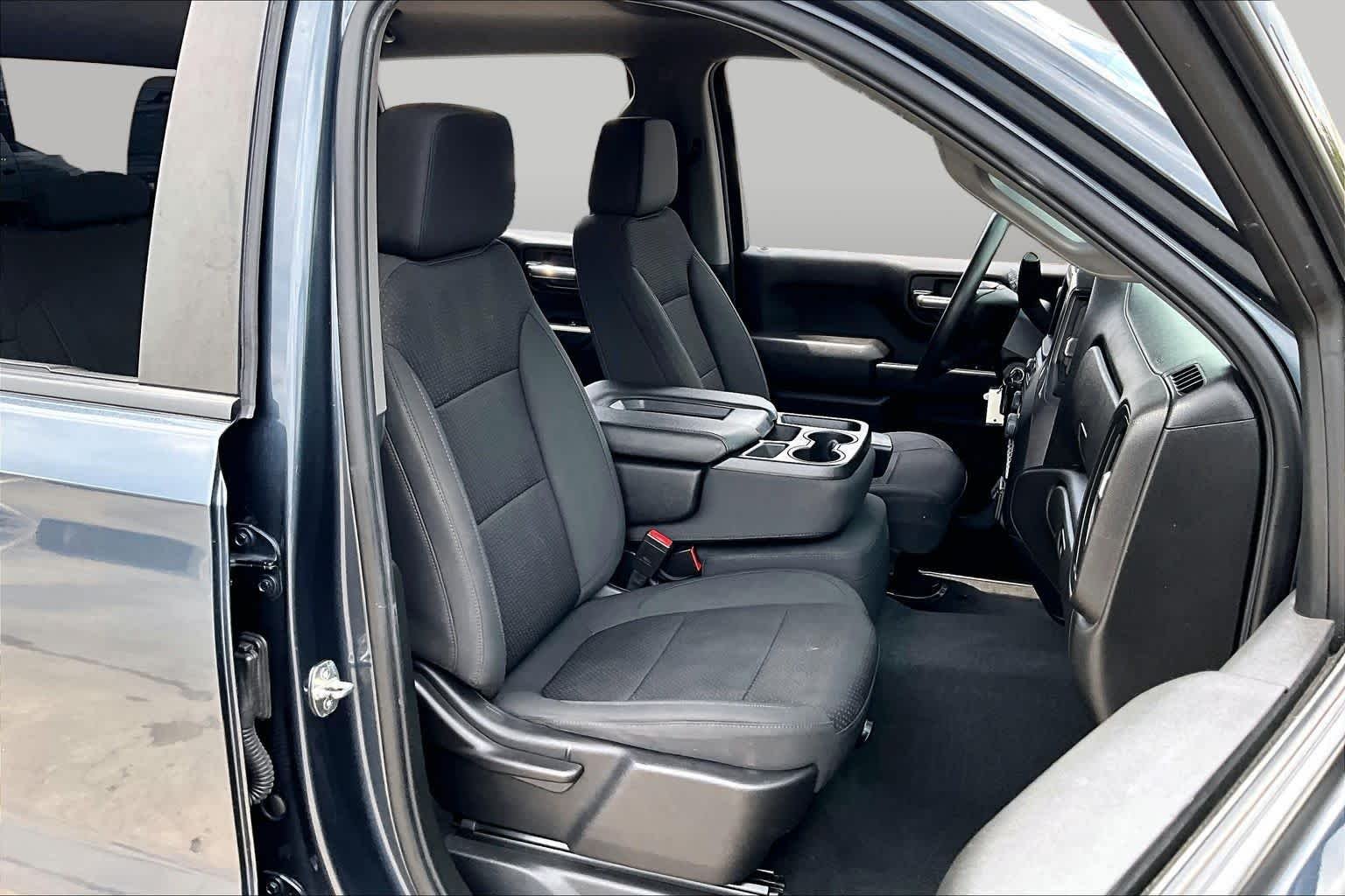 Used 2021 Shadow Gray Metallic Chevrolet Custom image 9