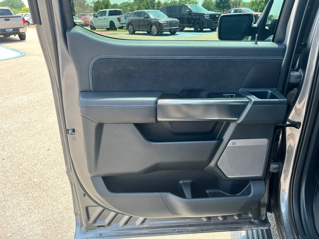 Used 2025 Gray Ford Platinum image 11