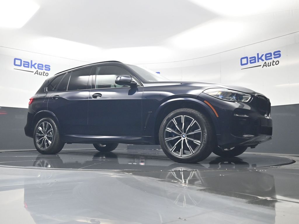 Used 2022 Carbon Black Metallic BMW M50i image 40