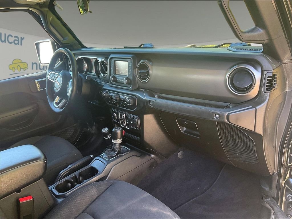 Used 2020 Black Jeep Sport image 14
