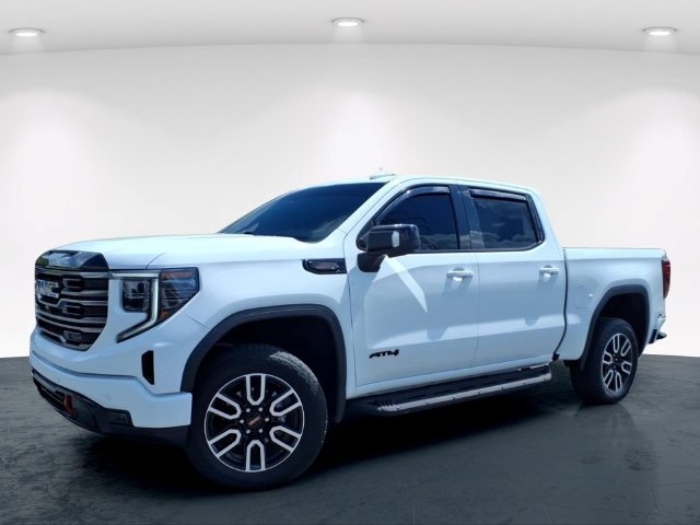 Used 2026 White GMC AT4 image 2