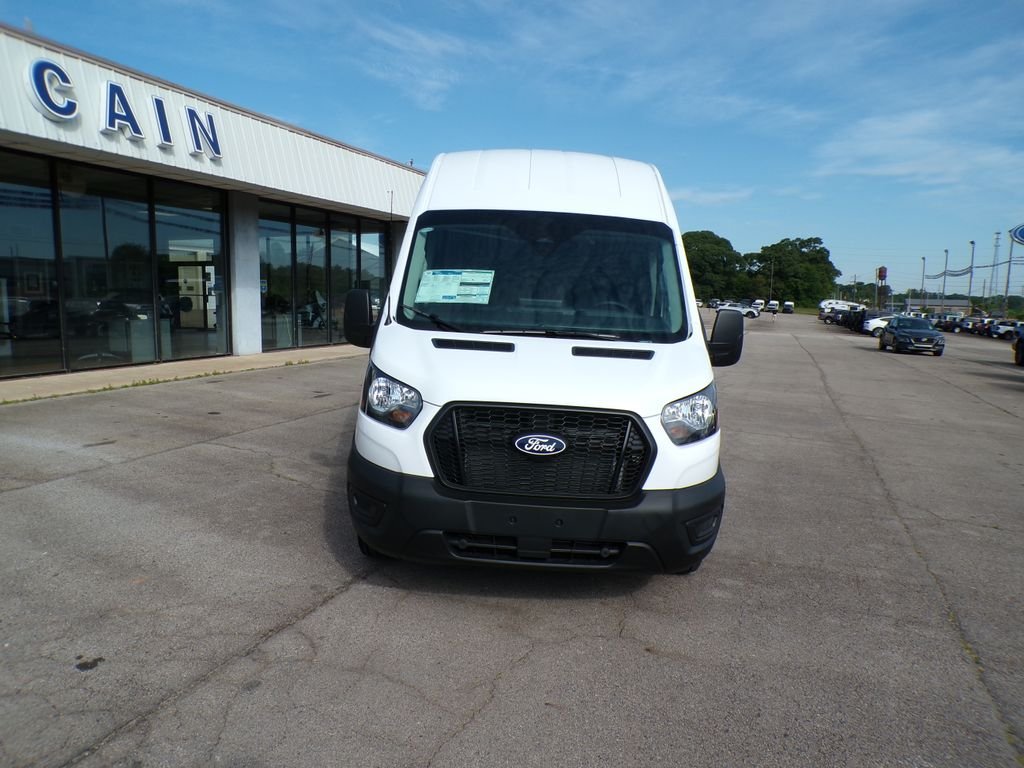 New 2026 Oxford White Ford Cargo Van image 2