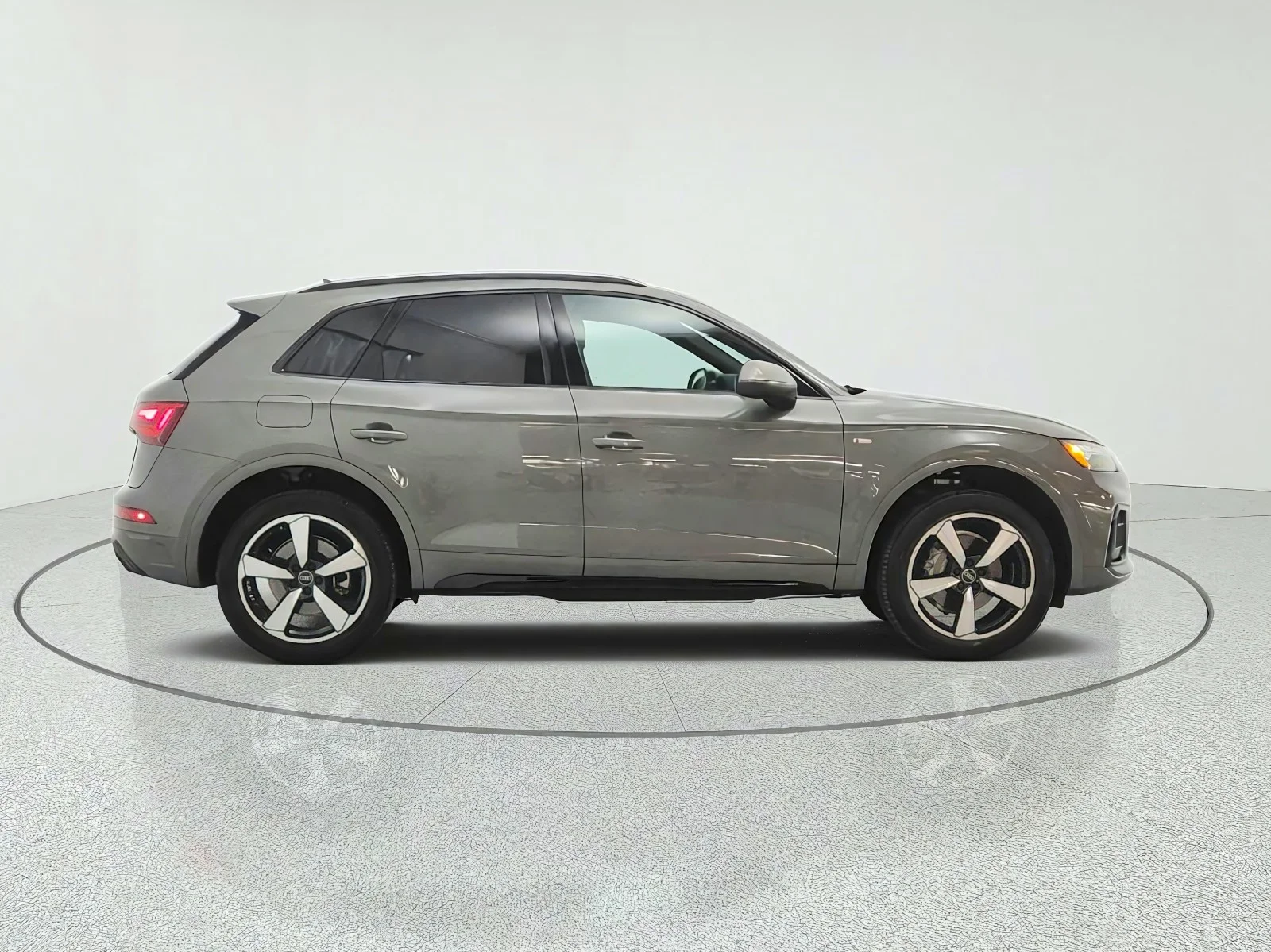 Used 2023 Chronos Gray Metallic Audi S line Premium Plus image 4