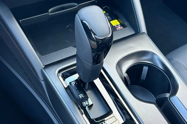 New 2026 ICE SILVER METALLIC Subaru Limited image 18