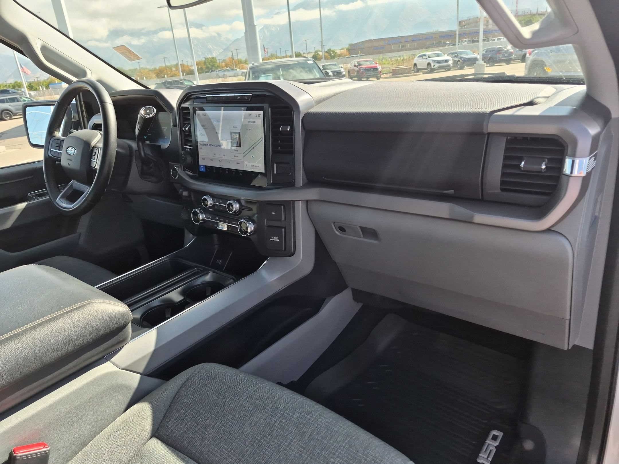 Used 2024 White Ford XLT image 31