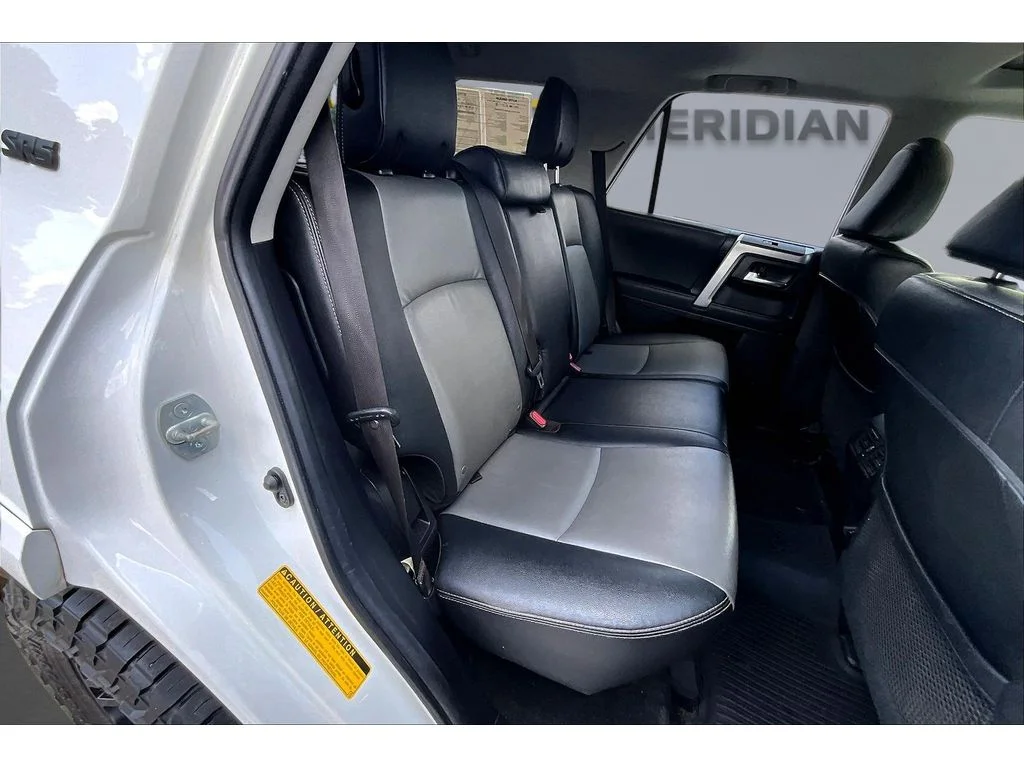 Used 2021  Toyota SR5 Premium image 20
