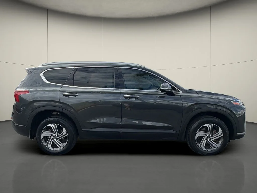 Used 2023 Gray Hyundai SEL image 8