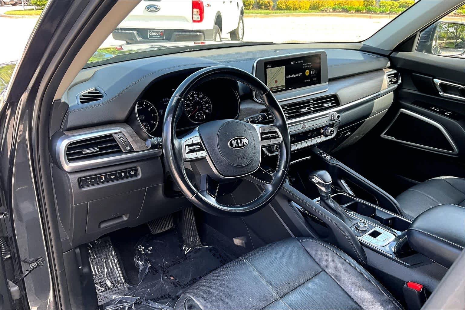Used 2021 Gravity Grey Kia EX image 30