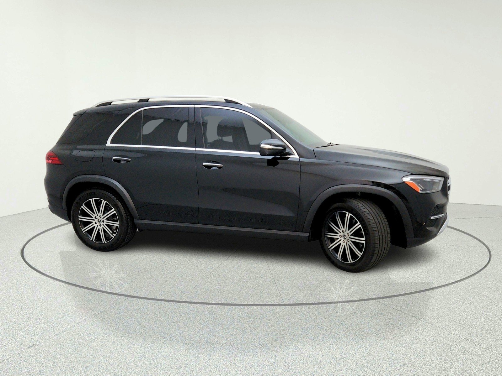 Certified Used 2025 Black Mercedes-Benz GLE 350 image 6