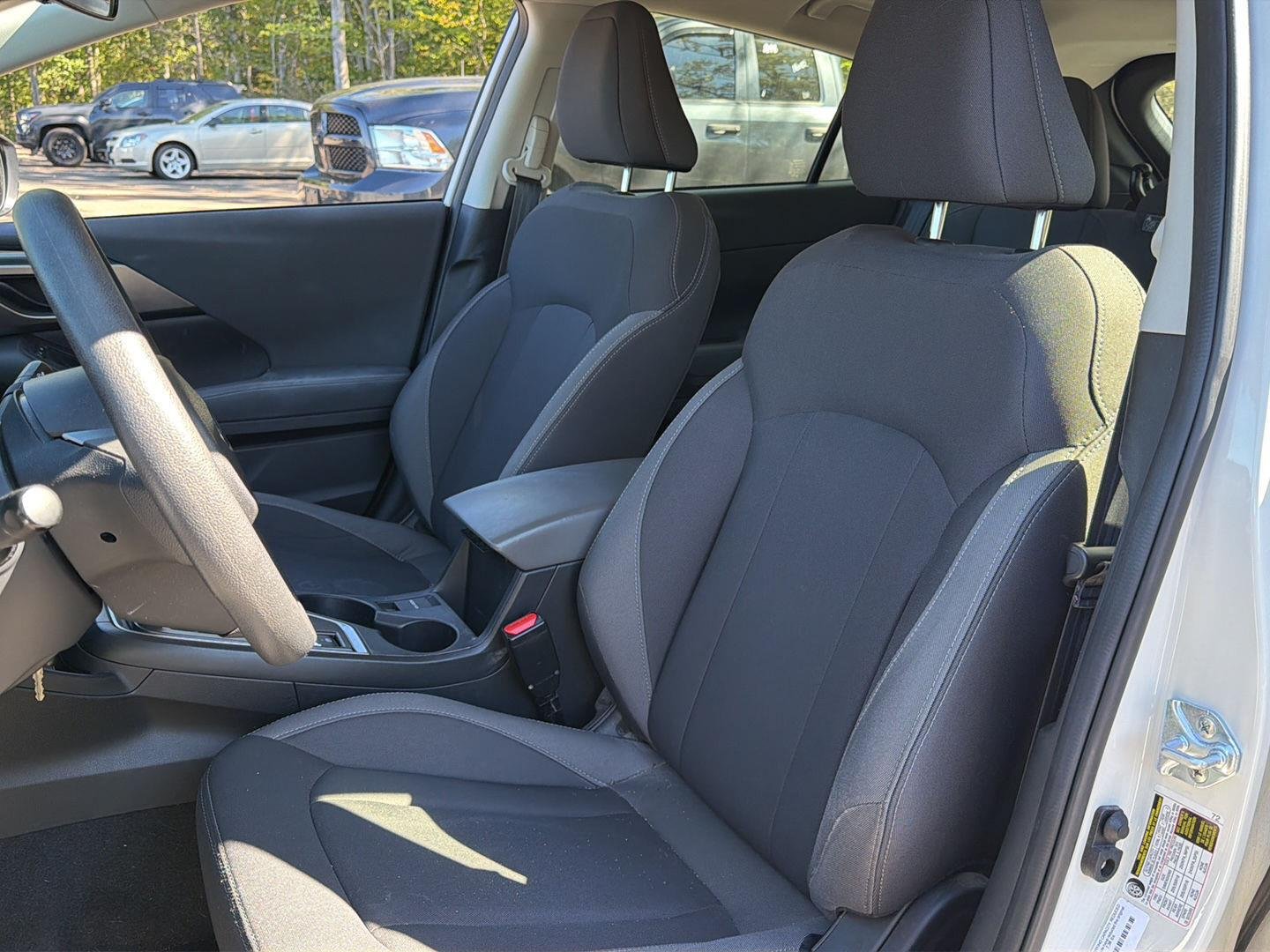 Used 2024 Crystal White Pearl Subaru  image 4