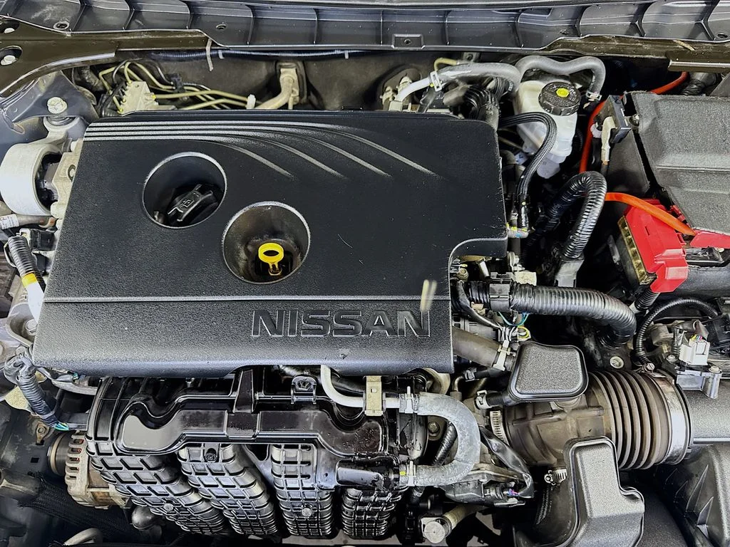 Used 2020 Super Black Clearcoat Nissan 2.5 S image 36