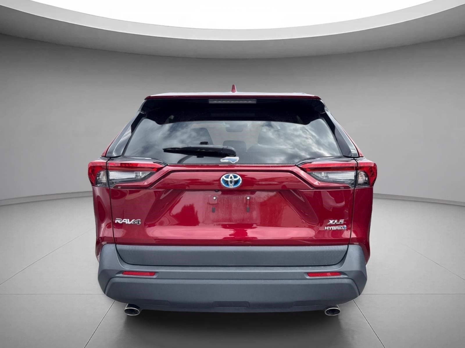 Used 2023 Ruby Flare Pearl Toyota XLE Premium image 11