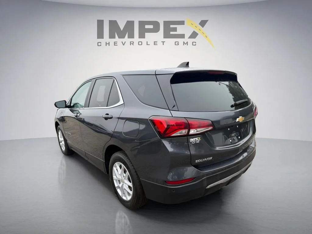 Used 2023 Gray Chevrolet LT image 3