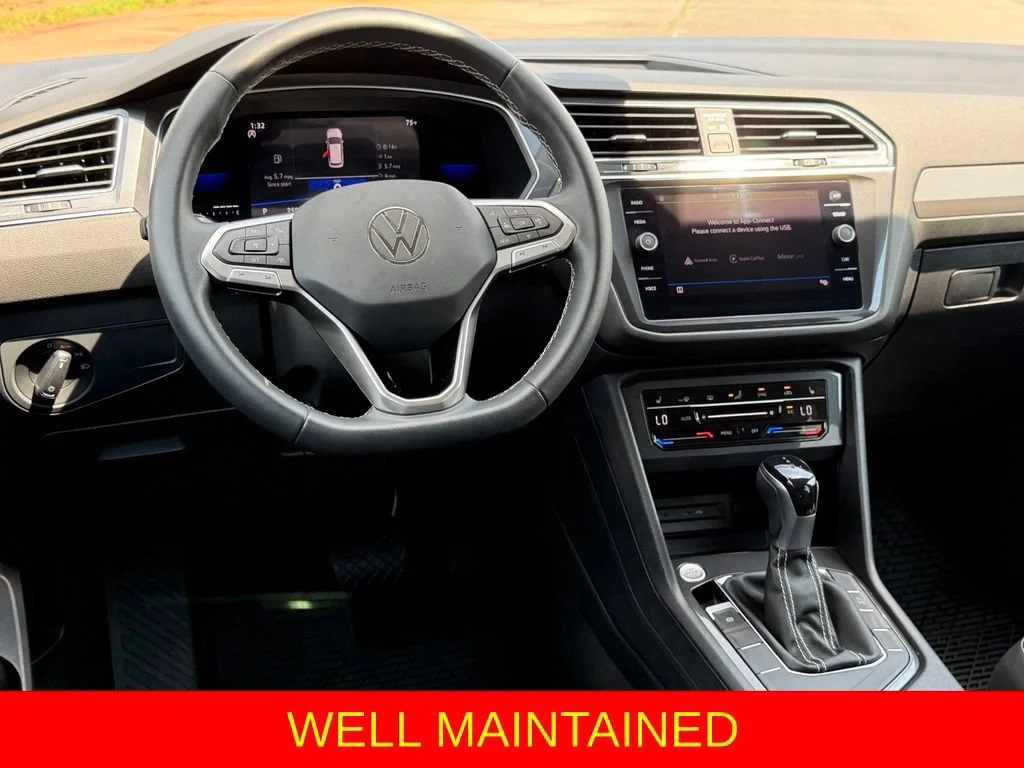 Used 2023 Gray Volkswagen 2.0T SE image 6