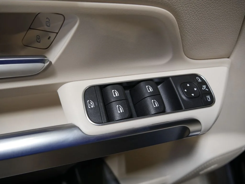 Certified Used 2026 Night Black Mercedes-Benz GLB 250 image 18