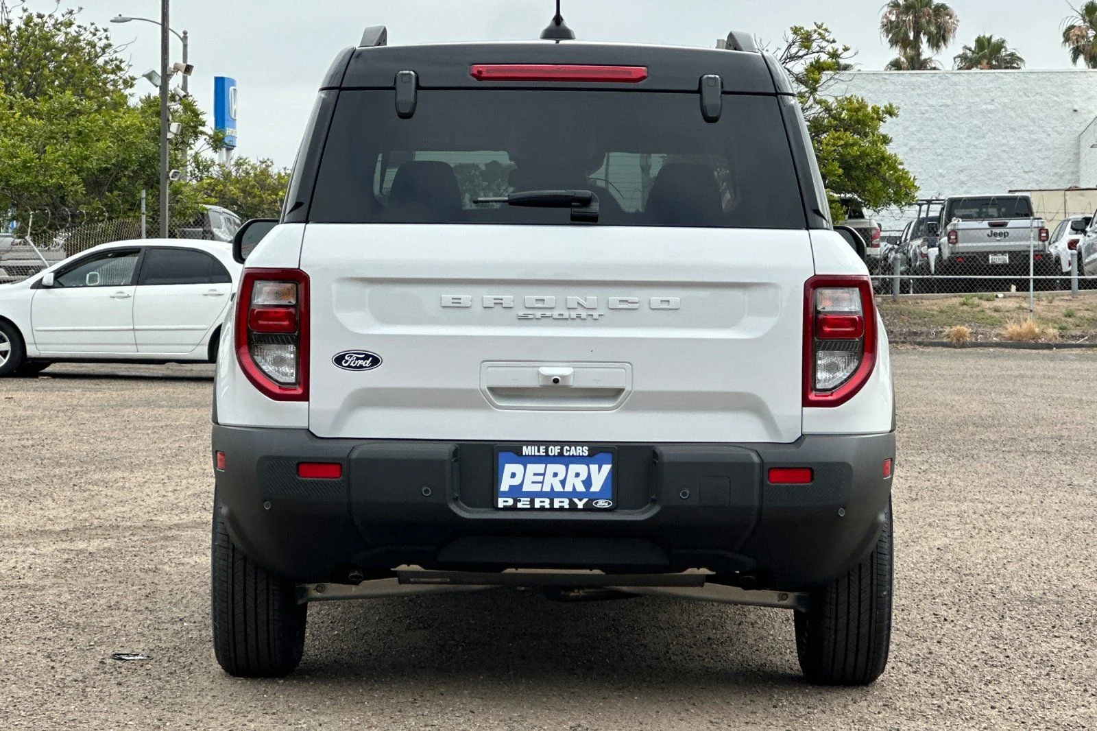 New 2026 Oxford White Ford Outer Banks® image 4