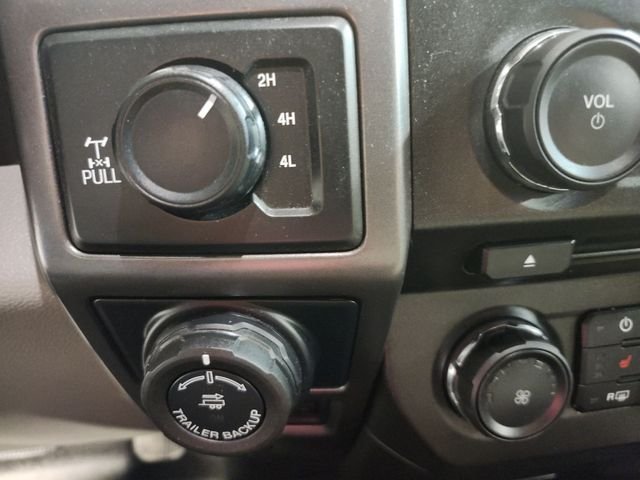 Used 2018 Black Ford XLT image 19