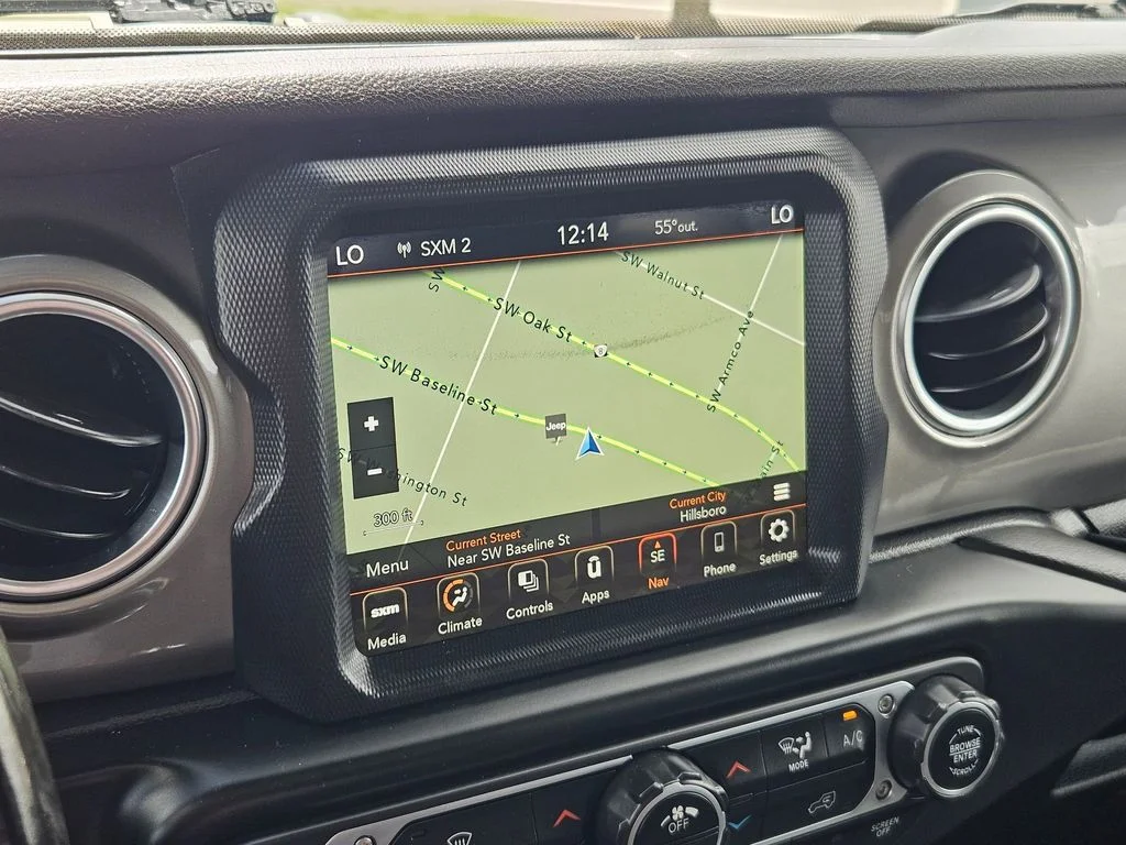 Used 2020 Black Clearcoat Jeep Overland image 18