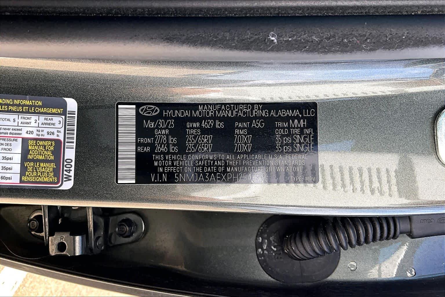 Used 2023 Amazon Gray Hyundai SE image 32