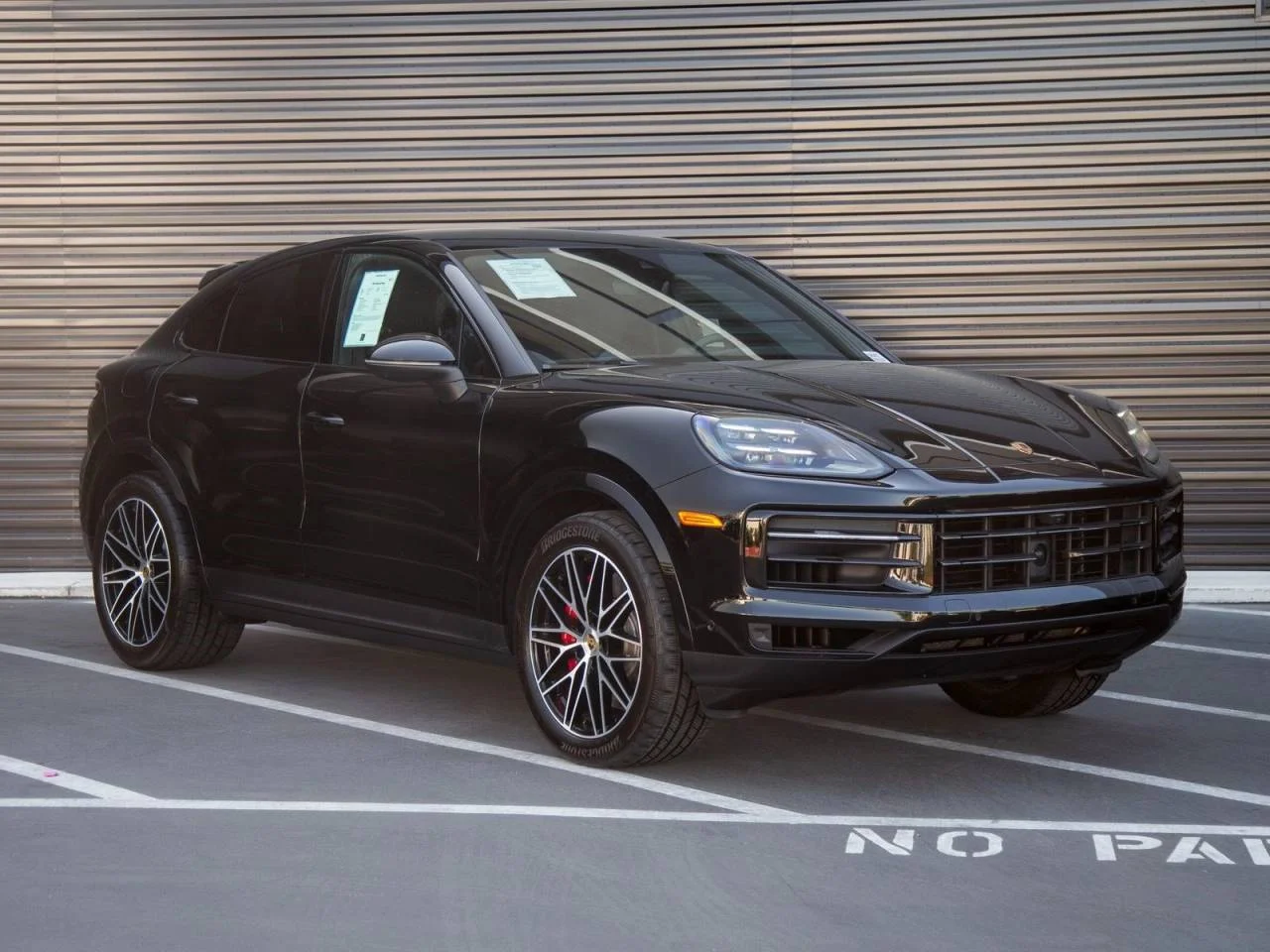 Certified Used 2024  Porsche S image 9