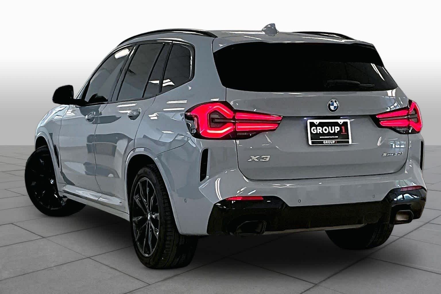 Used 2023 Brooklyn Grey Metallic BMW sDrive30i image 11