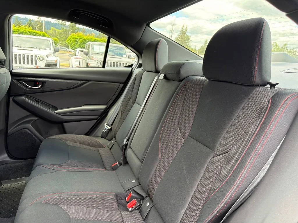 Used 2024 Ice Silver Metallic Subaru Premium image 29