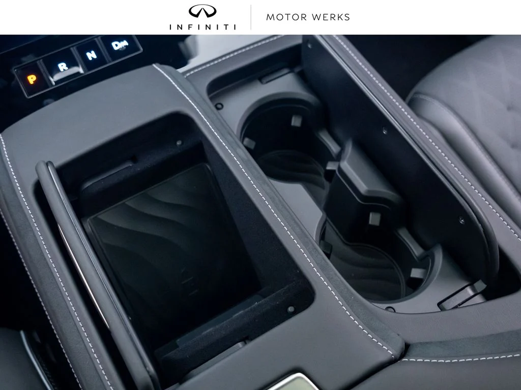New 2027 White INFINITI AUTOGRAPH image 30
