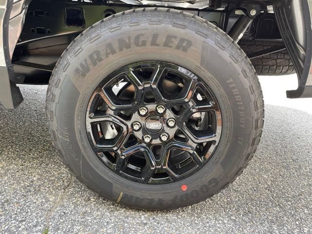 New 2026 CARBONIZED GRAY Ford XLT image 9
