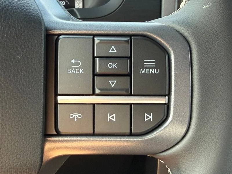 New 2026 Avalanche Ford XLT 4WD SuperCrew 5.5