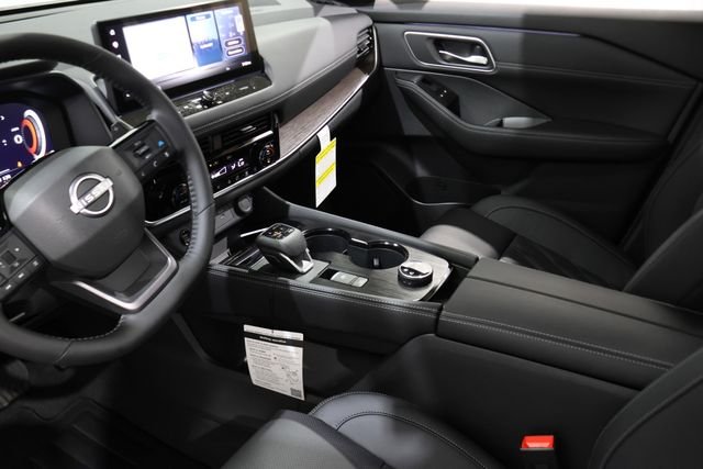 New 2026 Gold Nissan Platinum image 24